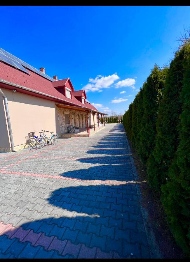 Relax Apartman Siófok-Sóstó Exterior foto